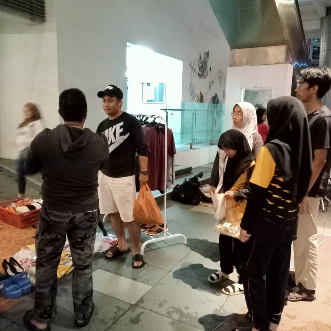 A Spooktacular Halloween Car Boot Sale 2023 - Image 5