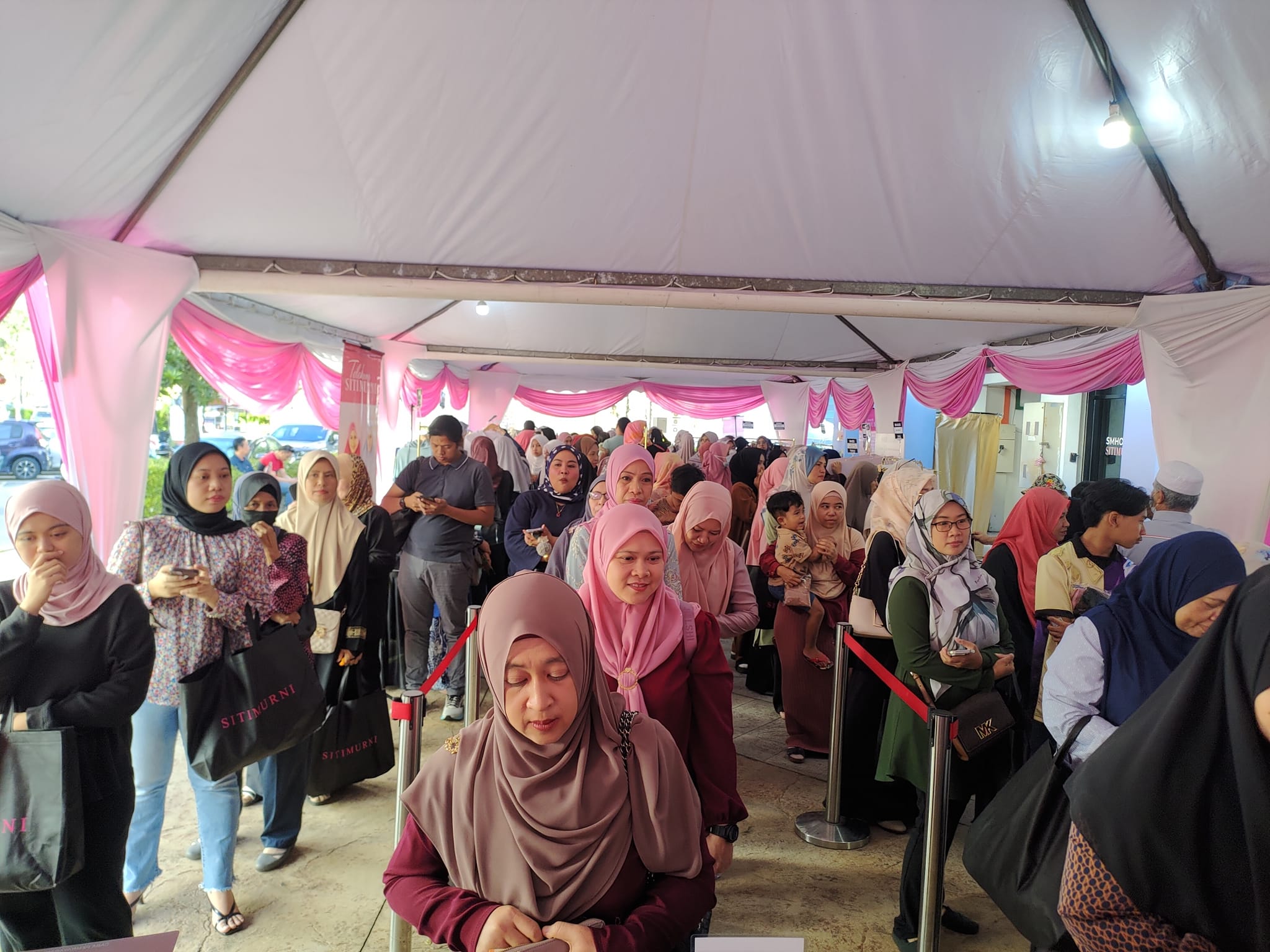 Siti Murni Mega Sales - Image 3