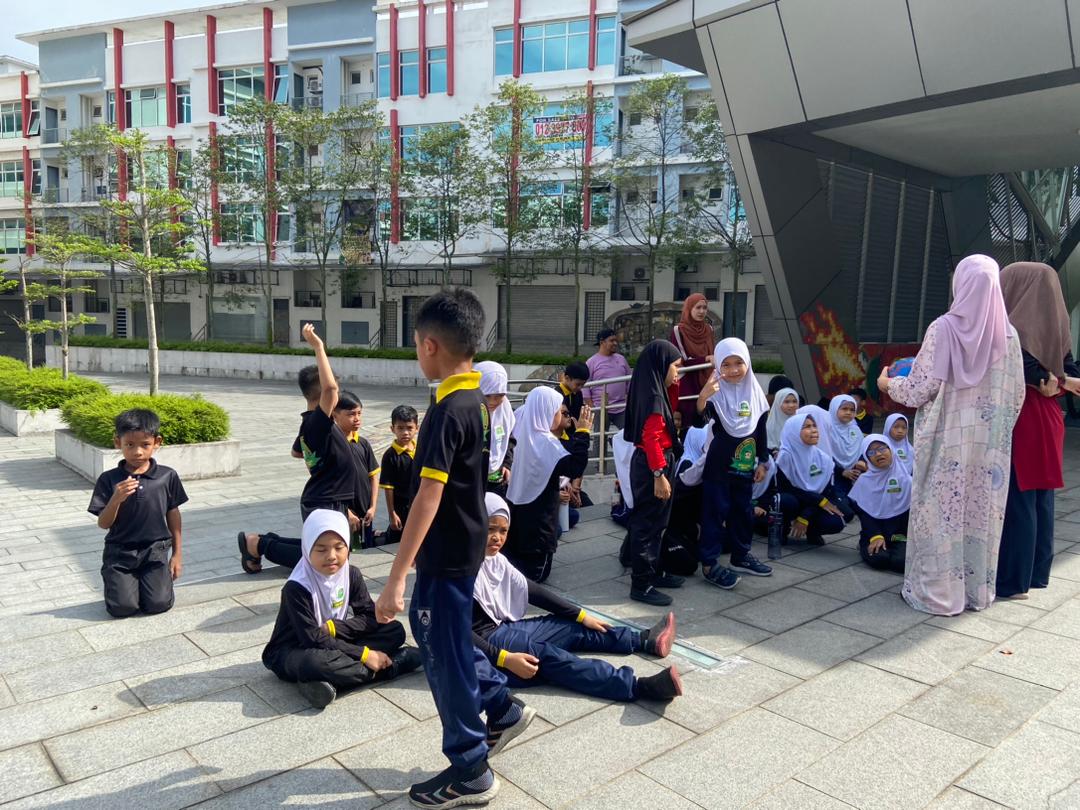 Launching New Rocket "Climb & Slide" Playset at Block D Piazza - Image 7