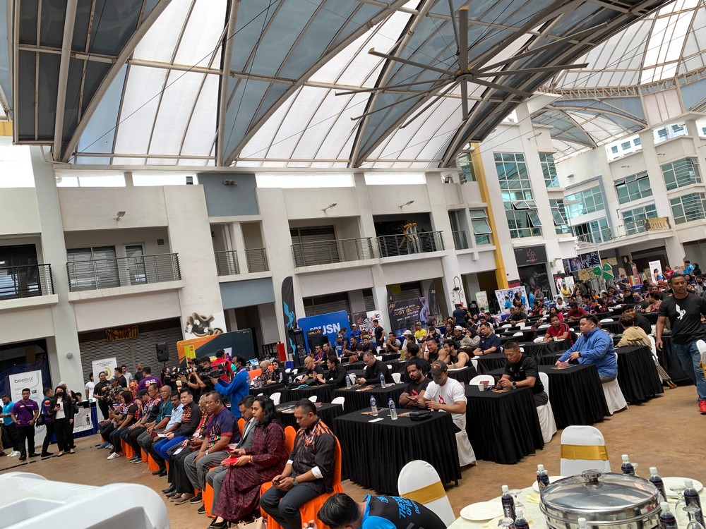 Majlis Manandatangani Sokongan Kod Sukan Selamat - Image 3