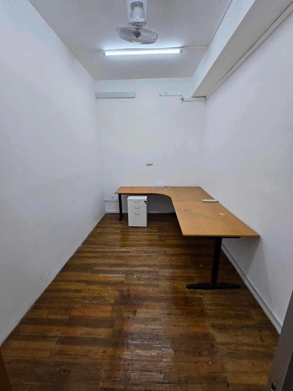 D-21 Third Floor - Image 8