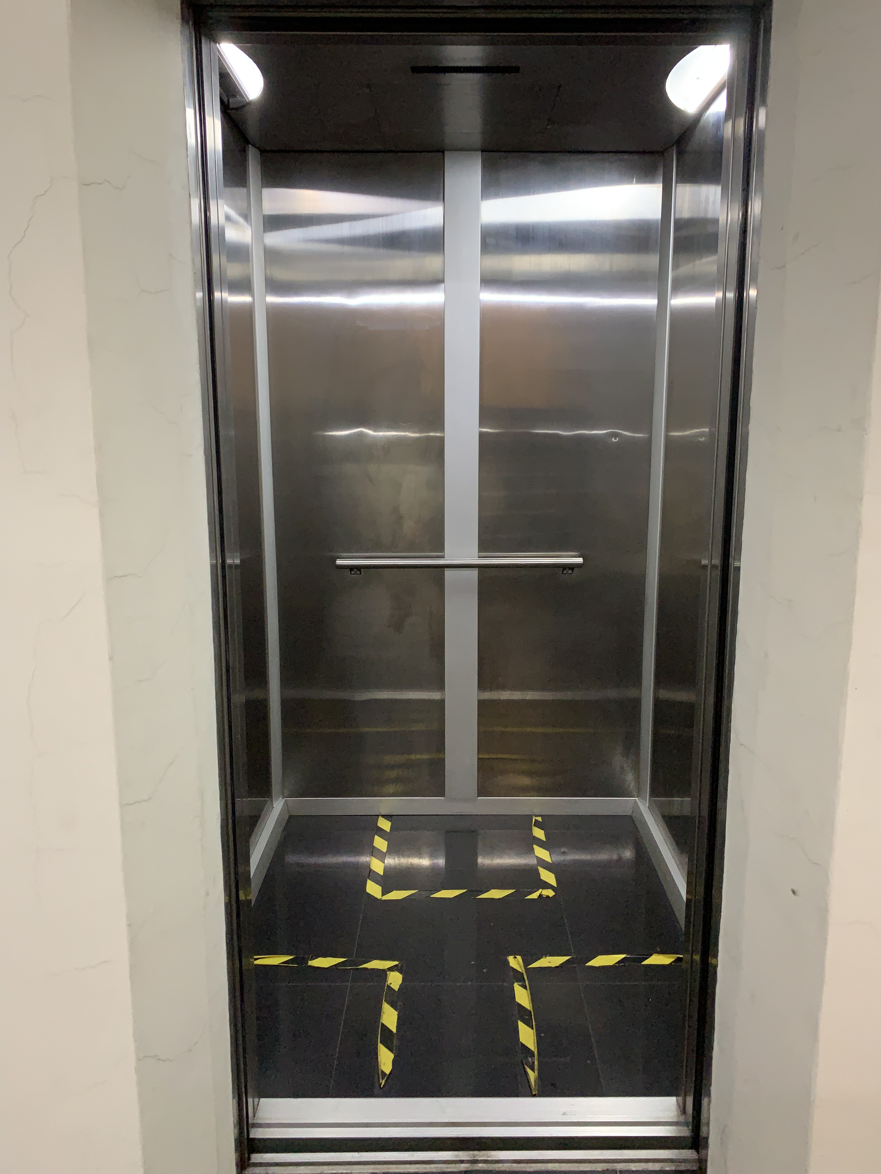 D-43 Corner with Lift Facility - Image 7