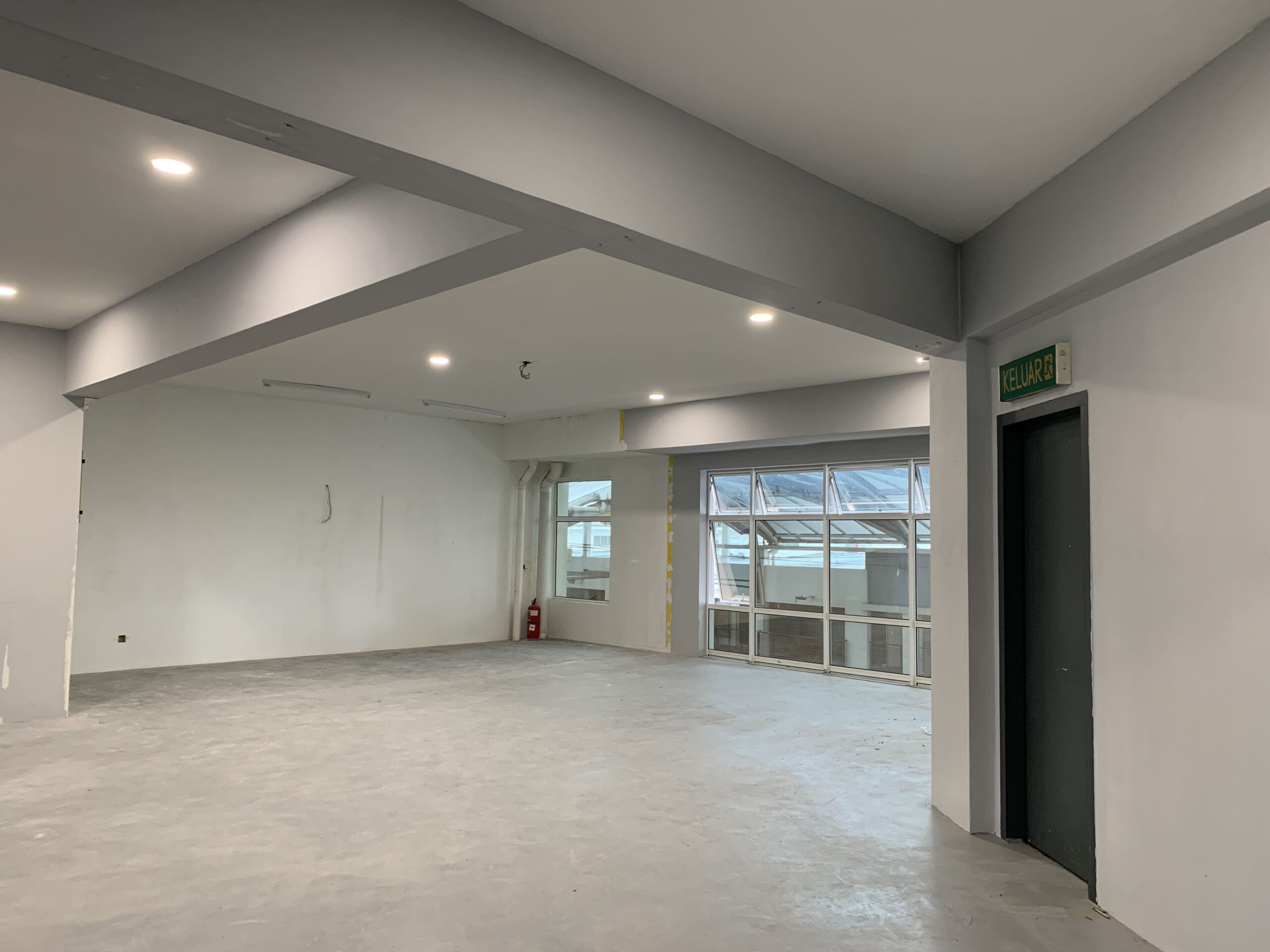 C-33A Fourth Floor - Image 10