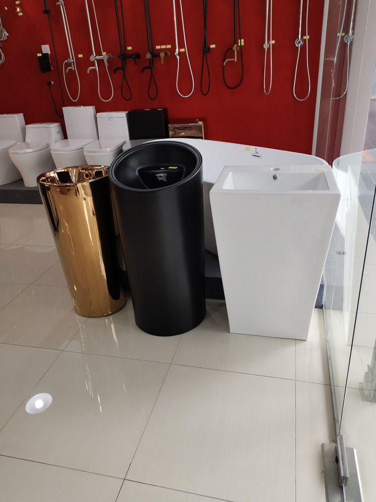 S Two Bath & Kitchen Gallery - Image 3