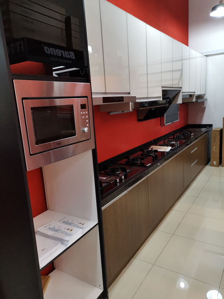 S Two Bath & Kitchen Gallery - Image 6