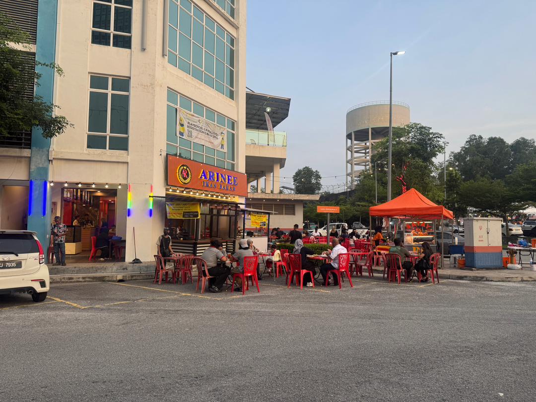 Restoran Arinee Ikan Bakar - Image 2