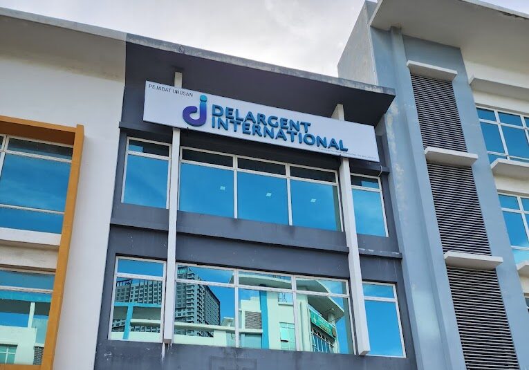 Delargent Glove International